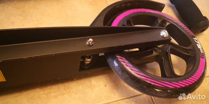 Самокат Roces 175 мм