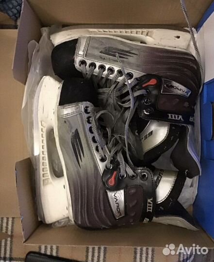 Хоккейные коньки Bauer