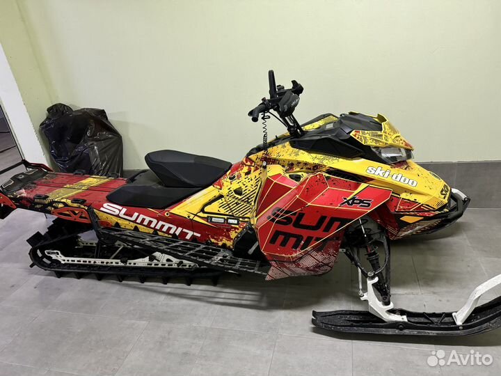 Снегоход BRP Summit X 850 E-TEC 154