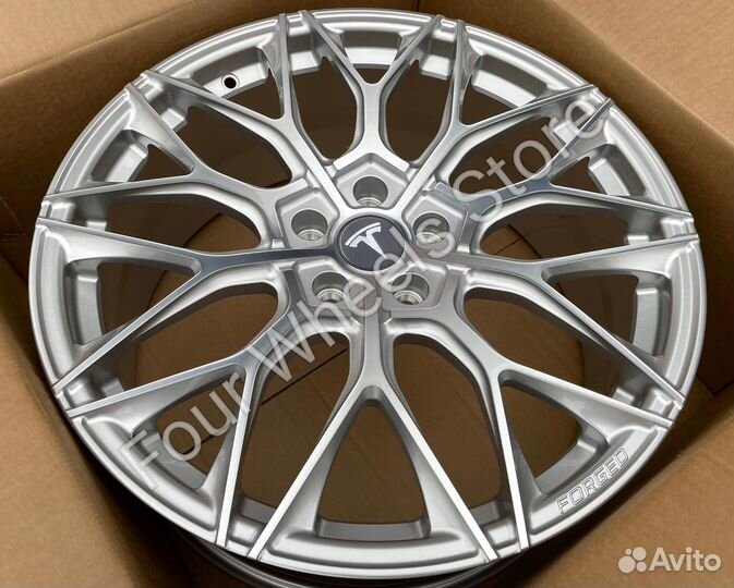 Кованые Диски на Tesla Model 3 R20 наличие