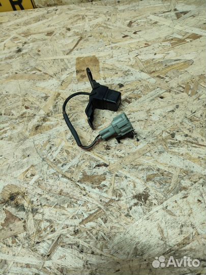 Камера заднего вида Nissan Navara