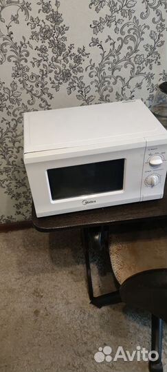 Микроволновая печь Midea