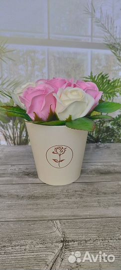 Букеты из пенных роз