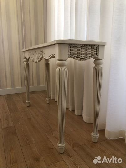 Консоль в стиле Прованс