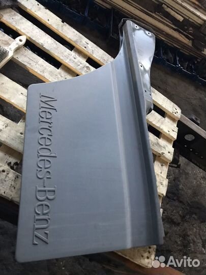 Продолжение двери Mерседес Актрос