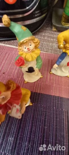 Фигурки карточные