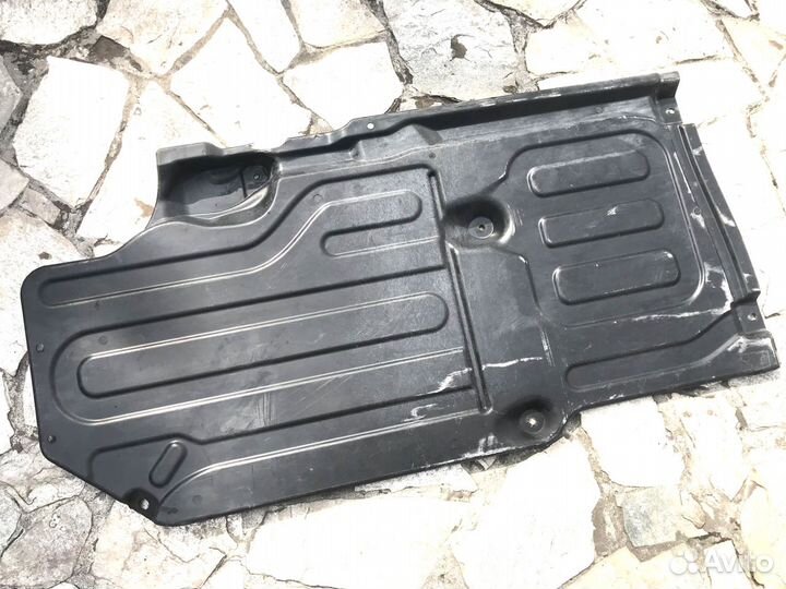 Защита задняя правая Mercedes E W211