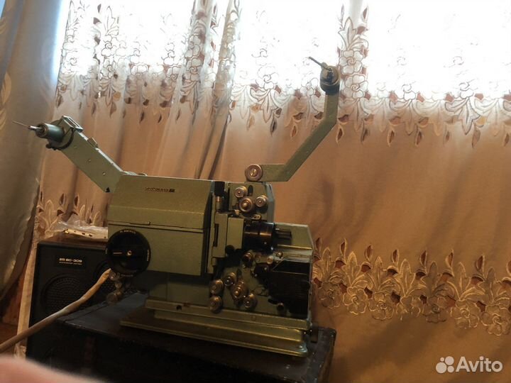 Кинопроекторы