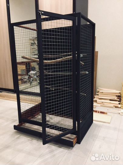 Клетка для птиц попугая