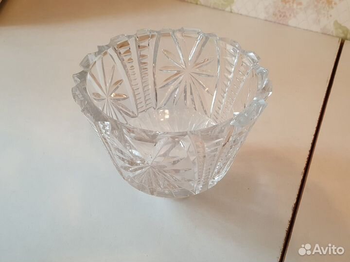 Хрустальная ваза