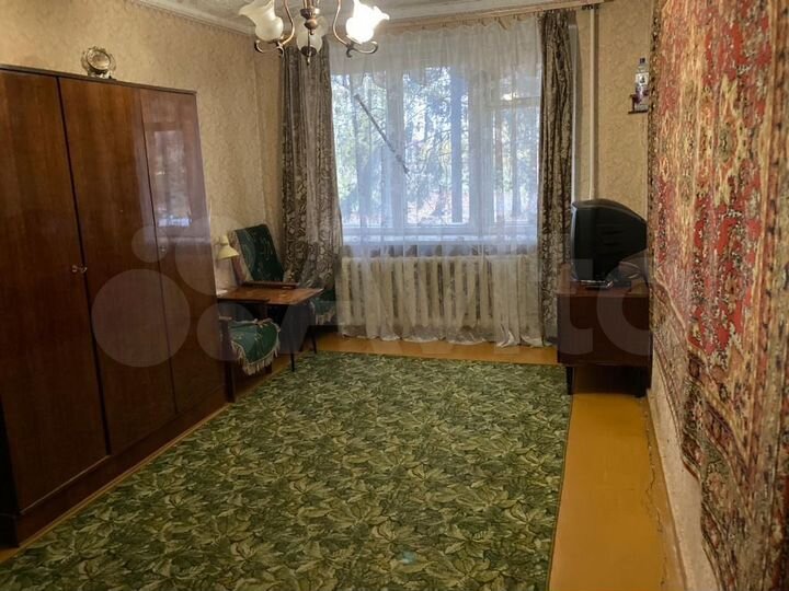 2-к. квартира, 54 м², 1/5 эт.