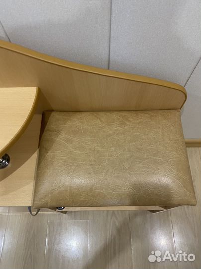 Тумба в прихожую с сиденье