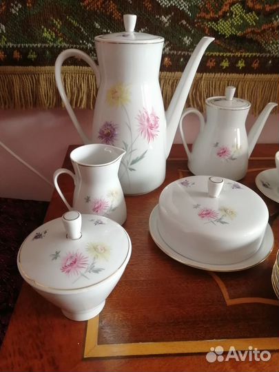 Сервизы чайные гдр Мадонна и Хризантема