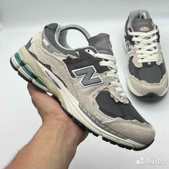 Кеды New Balance 2002R