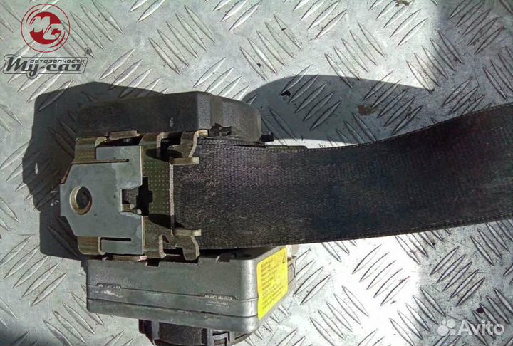 Ремень безопасности задний правый volkswagen passat b5 (1996-2001) 1.9 3b5857806