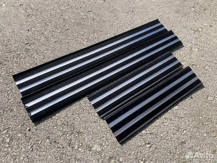 Внутренние накладки на пороги BMW E34