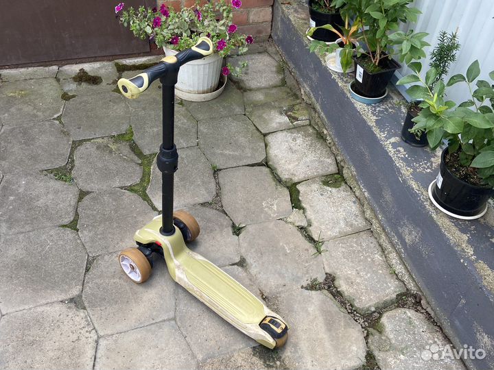 Самокат детский трехколесный