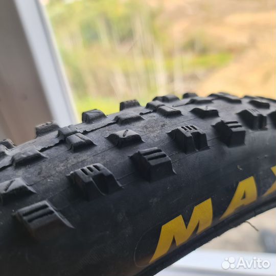 Покрышка maxxis forecaster 27.5 2.35