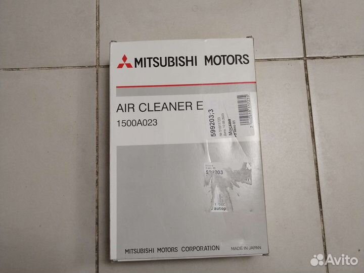 Воздушный фильтр 1500A023 mitsubishi