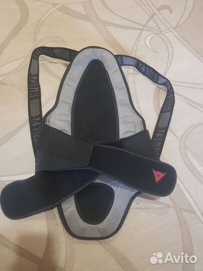 Защита спины dainese