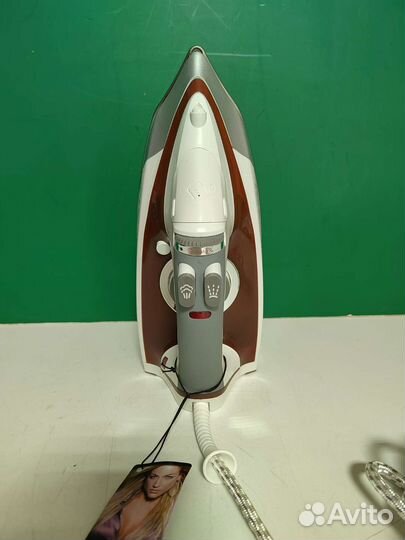 Утюг Redmond RI-S220 (нерабочий)