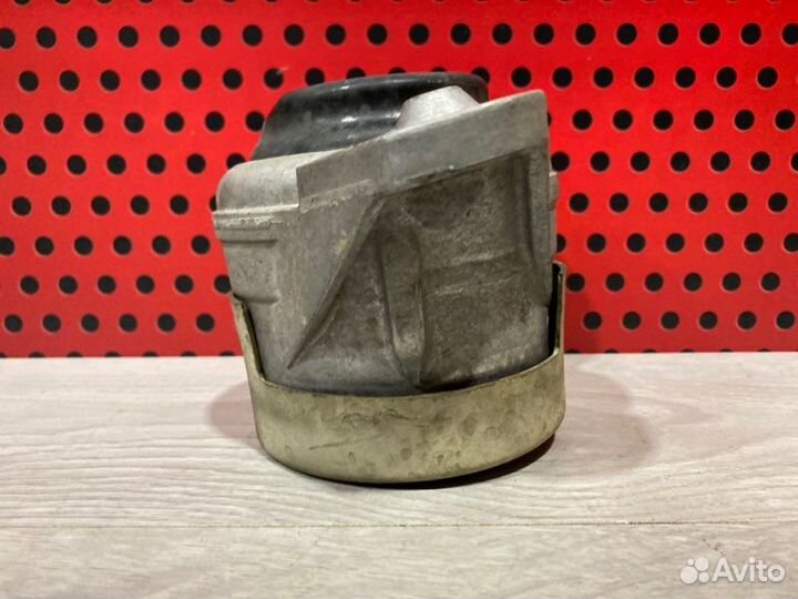 Подушка двигателя Mercedes-Benz Glc Coupe C253