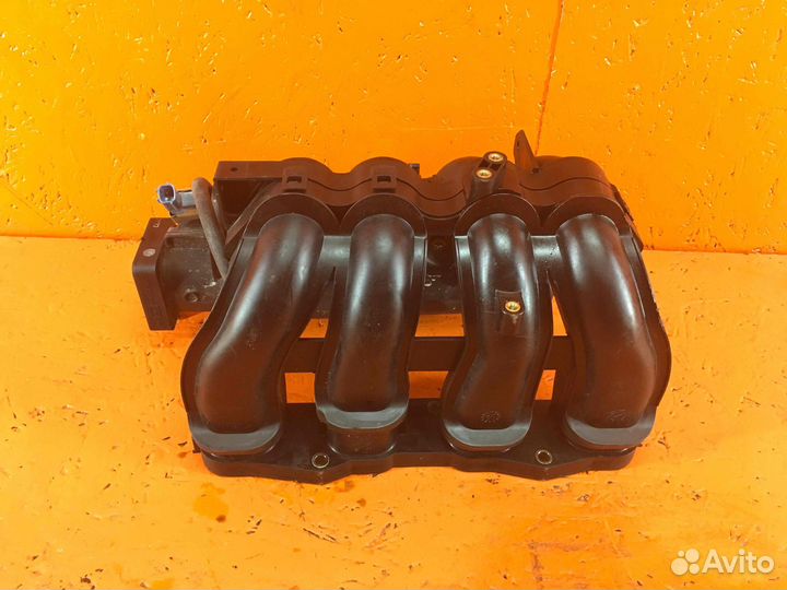 Коллектор впускной Nissan Primera