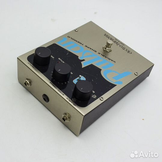Electro-Harmonix Pulsar Variable Shape Tremolo