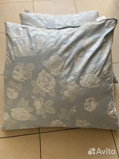 Подушка 70х70