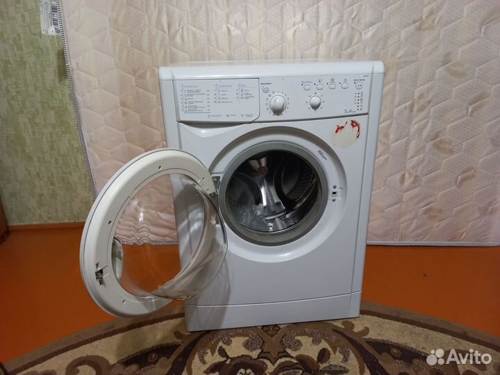Стиральная машинка Indesit