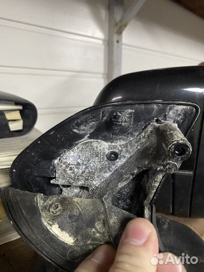 Зеркало правое на LR Discovery 4