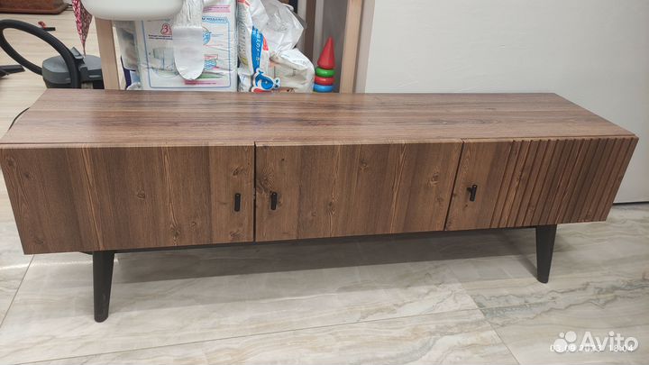 Тумба под телевизор