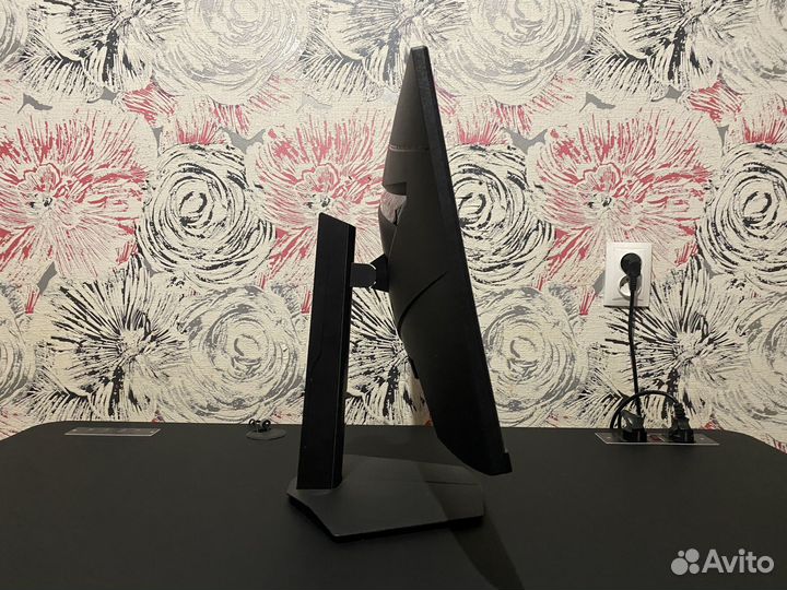 Игровой монитор MSI 180 герц