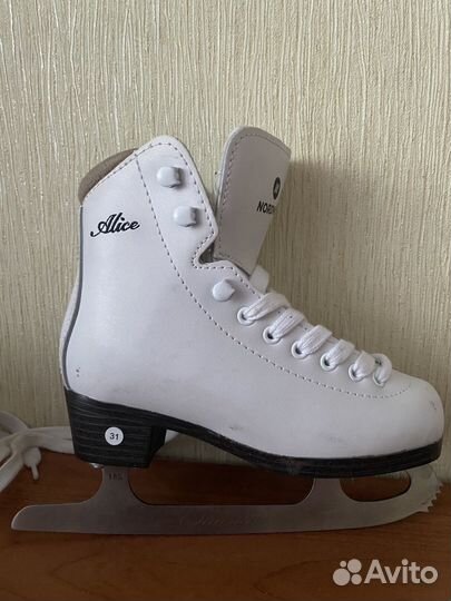 Коньки фигурные детские 31 размер