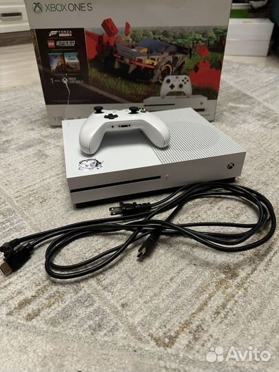 Xbox one s 1tb с дисководом