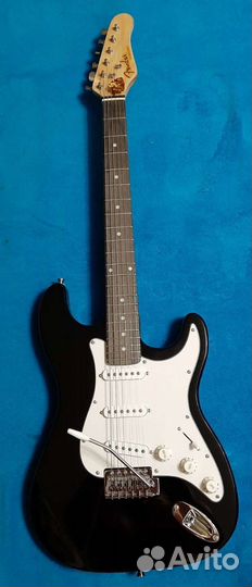 Фендер стратокастер