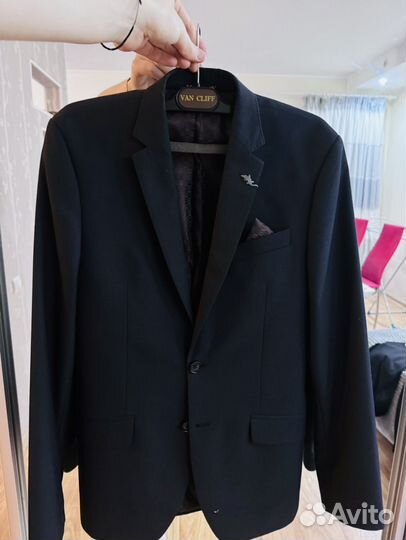 Мужской костюм