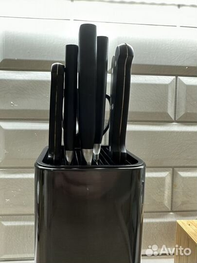 Подставка для кухонных ножей