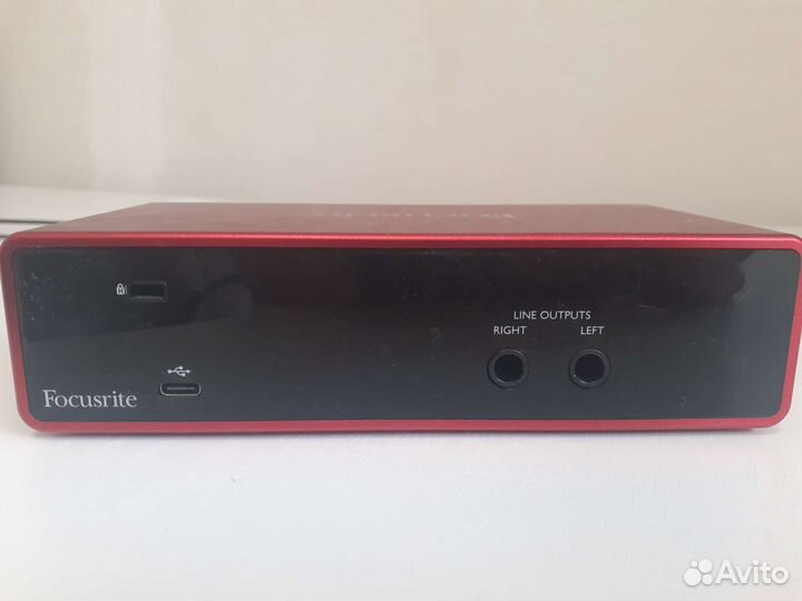 Focusrite scarlett 2i2 3rd gen + boya 35C-XLR PRO