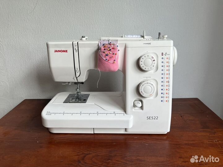 Швейная машинка janome se522