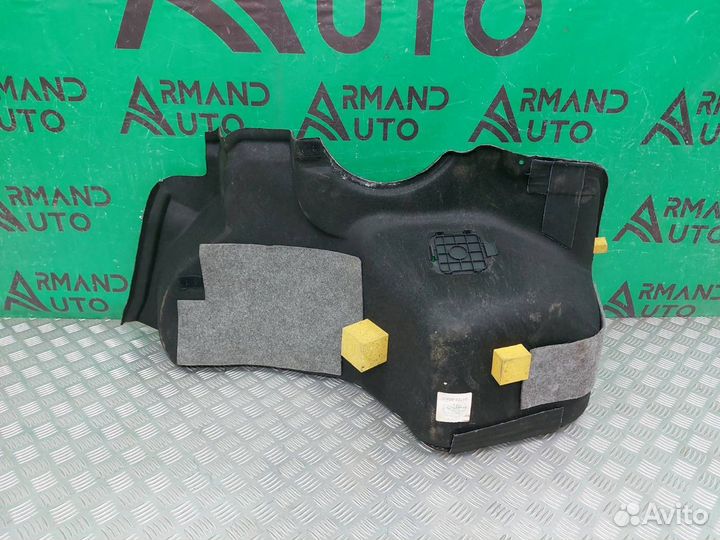 Обшивка багажника левая Toyota Camry 8 XV70