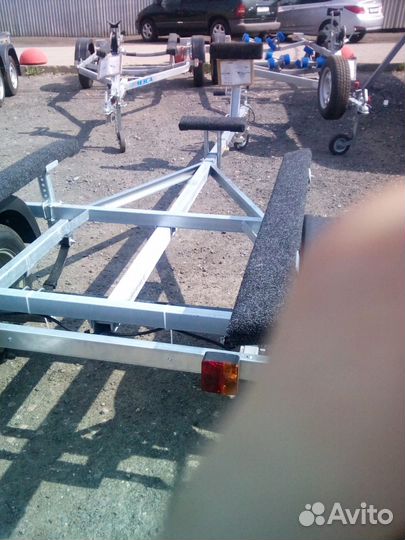 Ц, Прицеп 1D.101 для лодок 490см