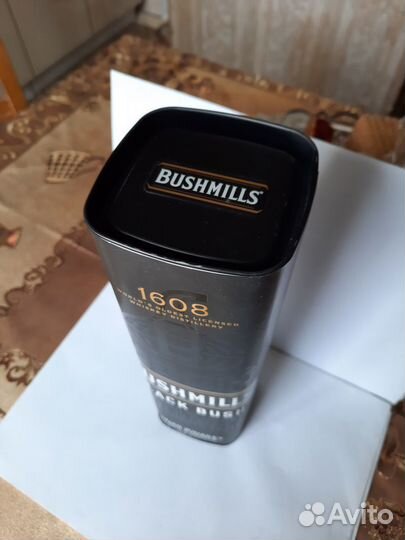 Банка от Irish Whiskey Bushmills