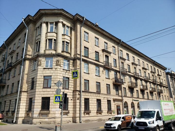 Коммерческое помещение 180м2 с арендатором