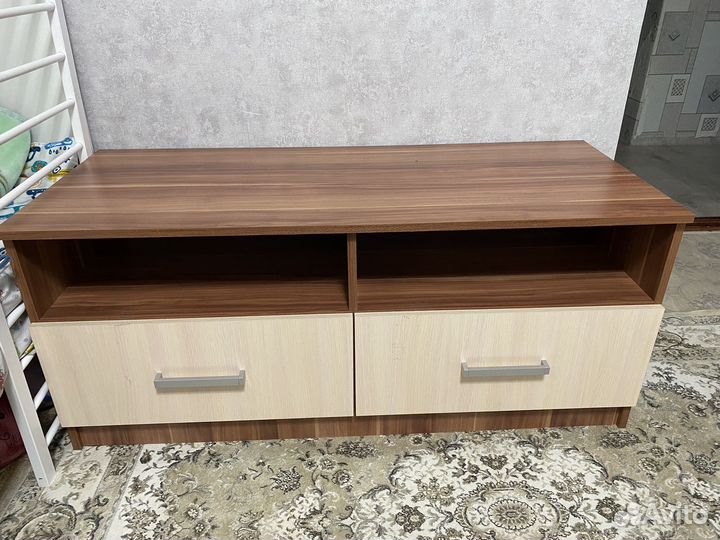 Тумба под телевизор