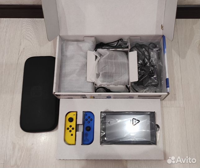 Nintendo switch rev 2 прошитая +sd 128 gb