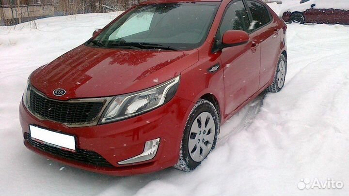 Аренда прокат в Мурманской области Kia Rio АКПП