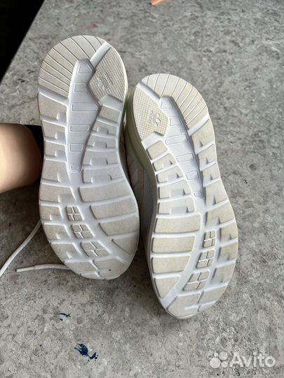 Кроссовки женские adidas 35 размер