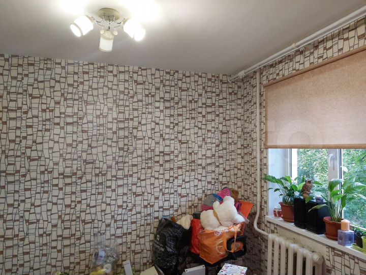 4-к. квартира, 63 м², 2/5 эт.