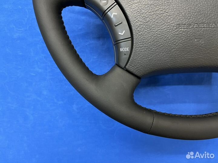 Оригинальный кожаный руль с подoгревом Camry 35